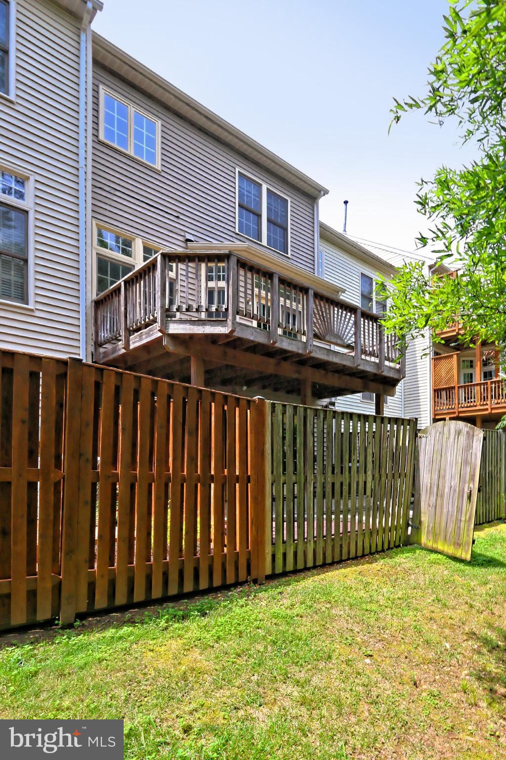 6343 Simmer Circle Springfield, VA 22150 - Photo 30 of 30 Exterior (Rear)