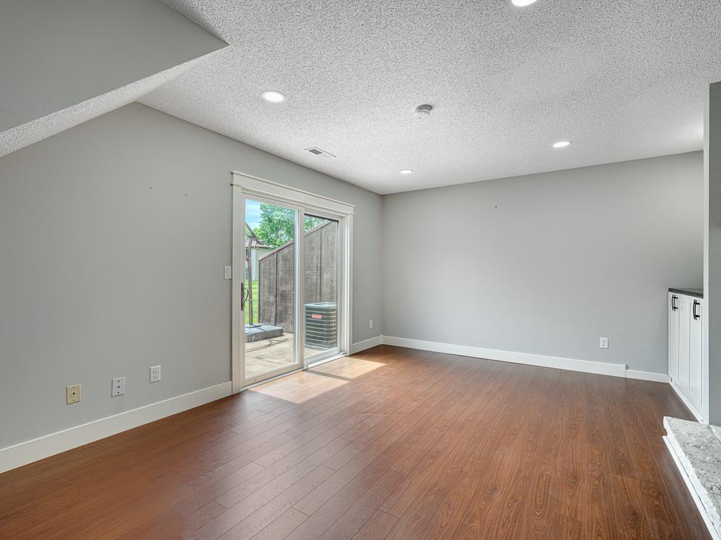 7633 Maplebrook Parkway North Brooklyn Park, MN 55445 - Photo 11 of 17