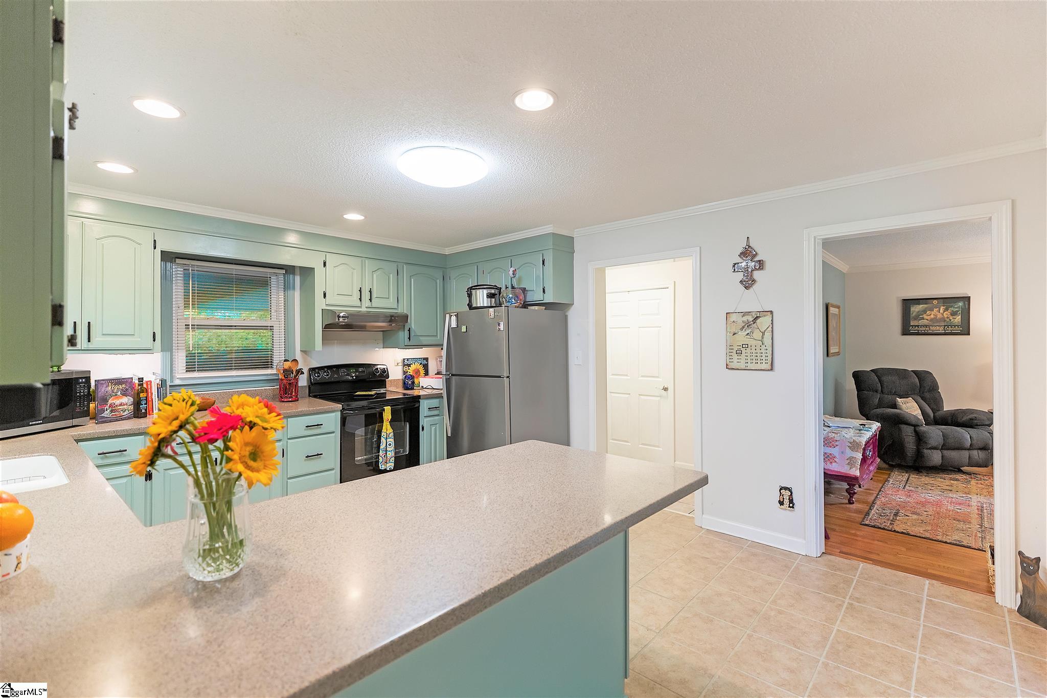 606 Trotter Road Pickens, SC 29671 - Photo 14 of 33