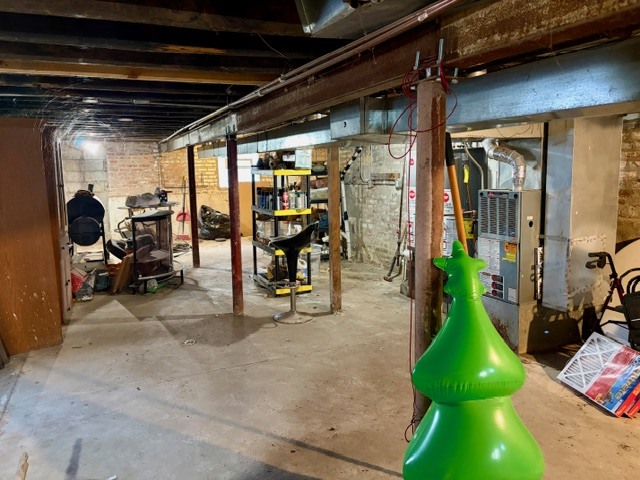 6631 South Justine Street Chicago, IL 60636 - Photo 11 of 18