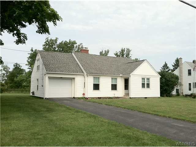 780 Town Line Road Lancaster, NY 14004 - Photo 1 of 1 Exterior Front