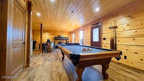 710 Village Loop Road Gatlinburg, TN 37738 - Photo 17 of 36 710 VLR Gameroom 2 Pool Table