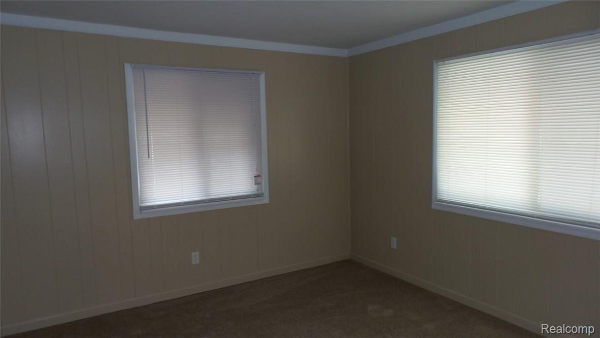 11501 Martin Road Warren, MI 48093 - Photo 11 of 21 James Photos 067.jpg