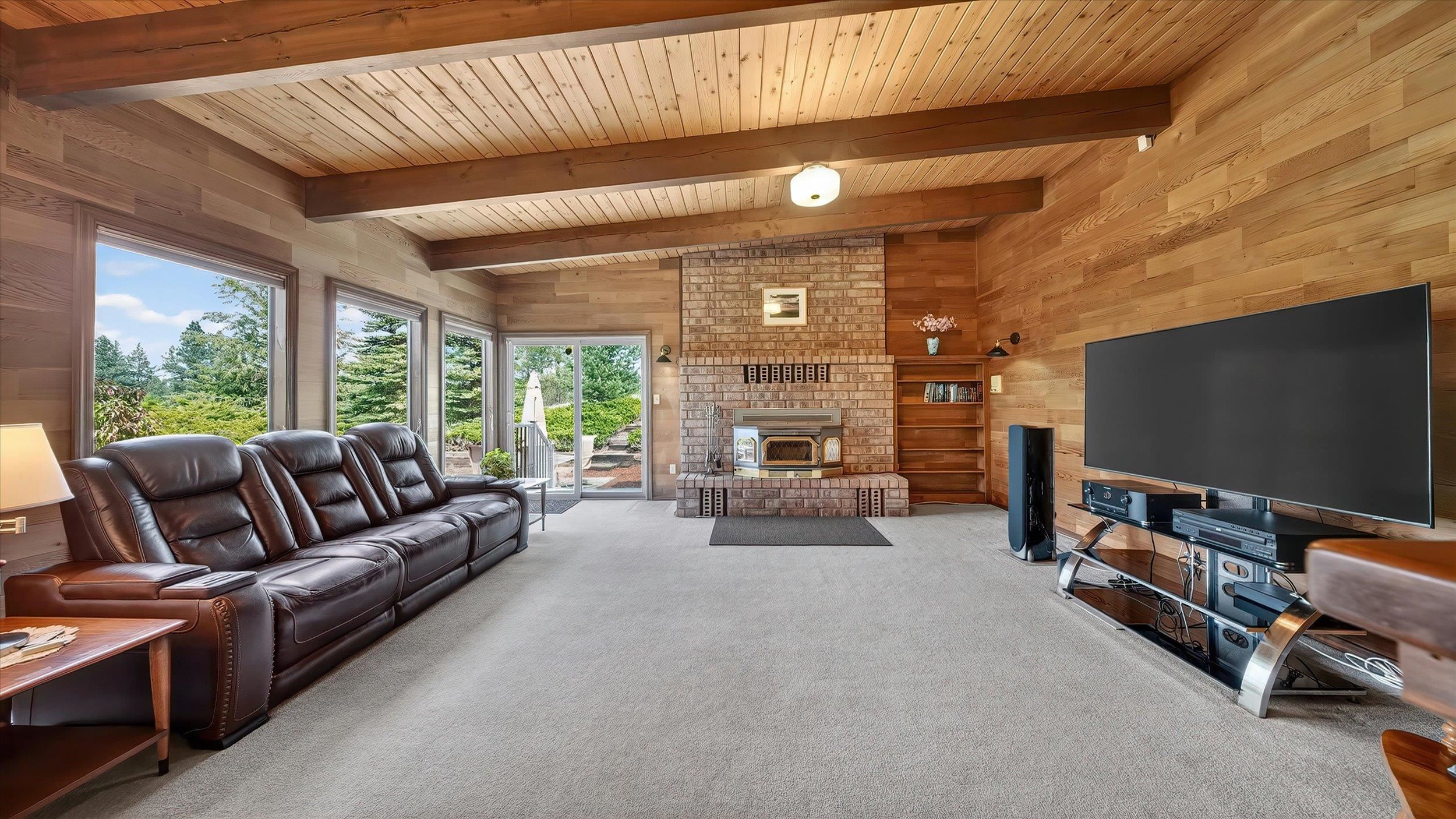 3116 East Center Road Mead, WA 99021 - Photo 9 of 50