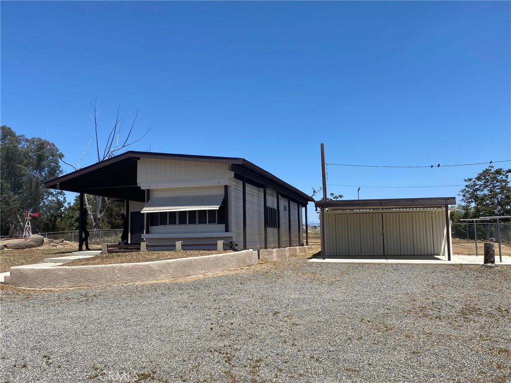 21705 John Street Perris, CA 92570 - Photo 5 of 16