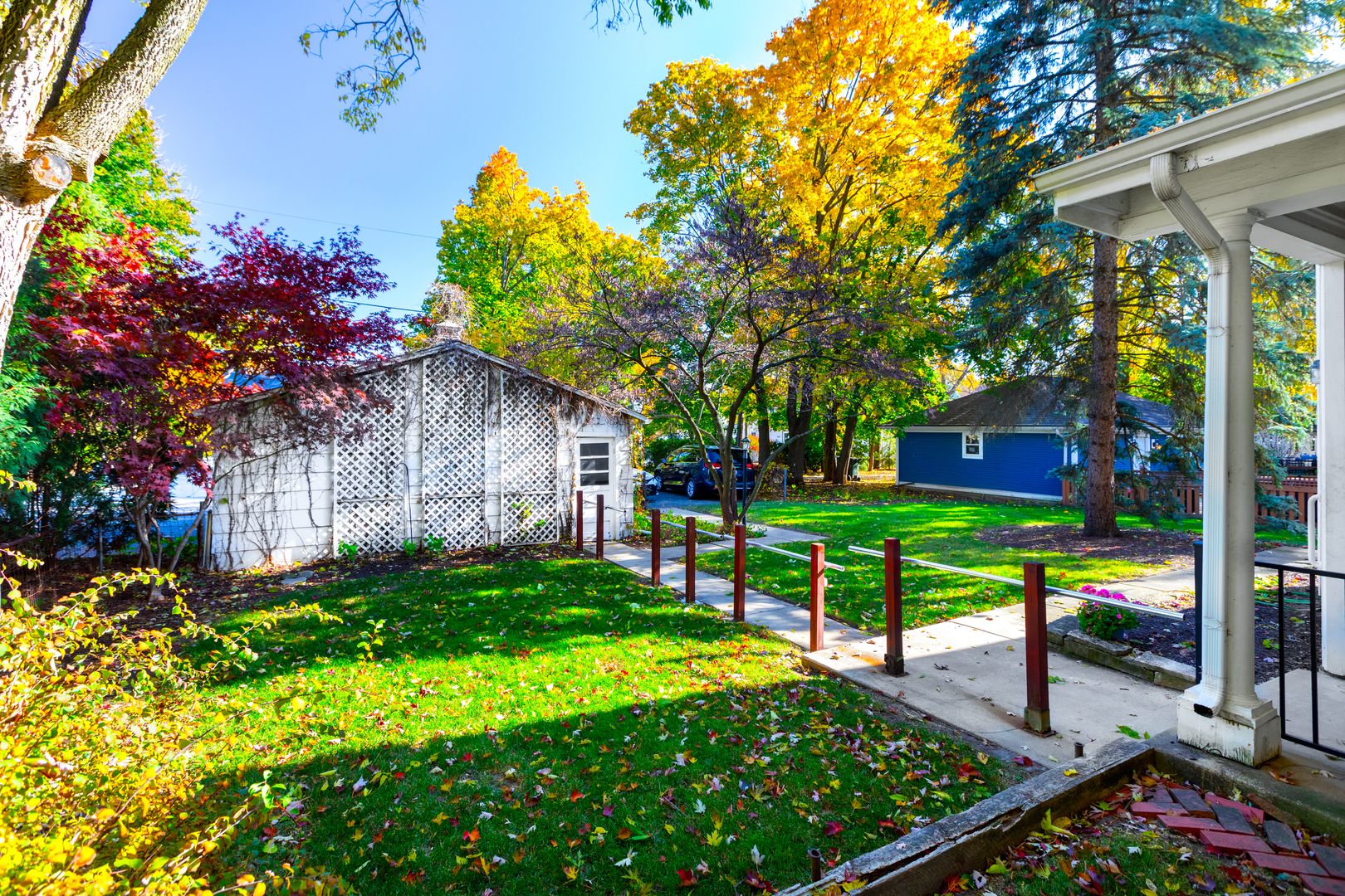 116 South Wright Street Naperville, IL 60540 - Photo 33 of 49 a view of a backyard with sitting area