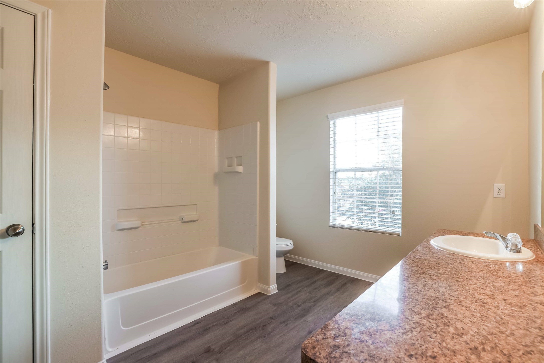 12608 Rio Nueces Lane Rosharon, TX 77583 - Photo 7 of 15