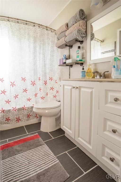 1921 Woodbury Road Bethlehem, PA 18017 - Photo 8 of 19 Gallery Image 8