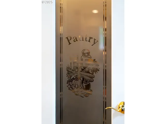 $825,000 | 1719 Northwest Troon Court, McMinnville, OR 97128