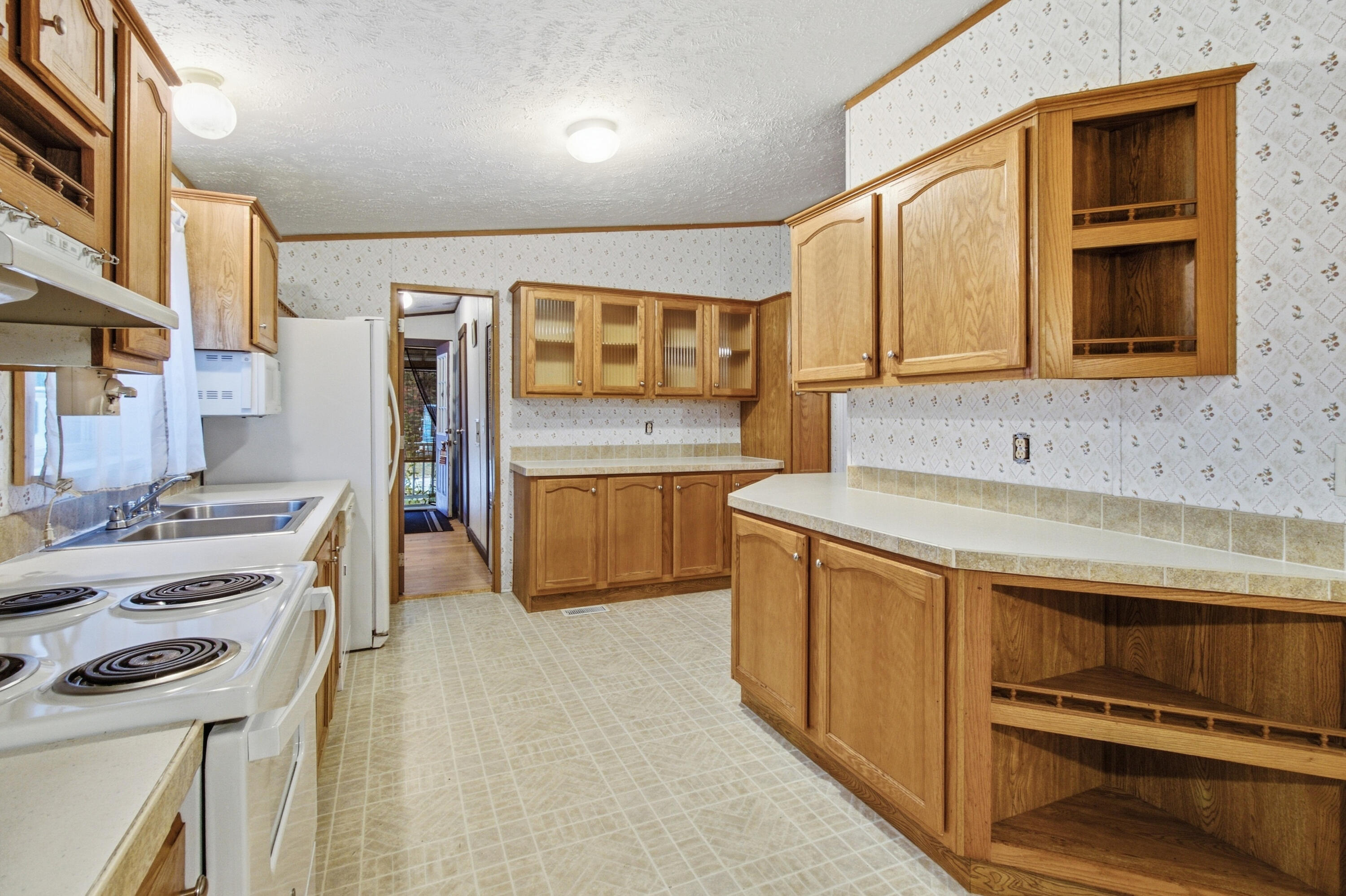 19 Terrace View Sabattus, ME 04280 - Photo 8 of 34 19 Terrace Sabattus-15