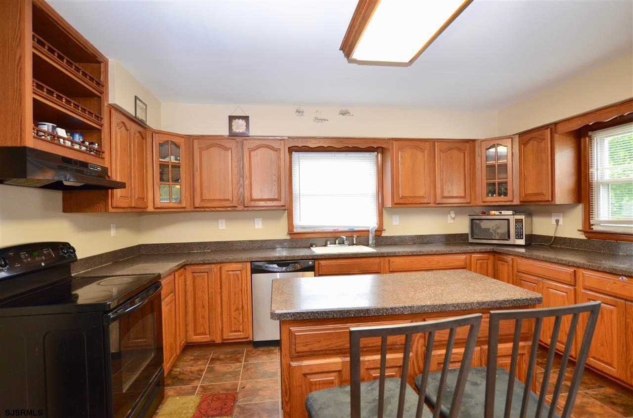 1626 Zion Road Northfield, NJ 08225 - Photo 5 of 22
