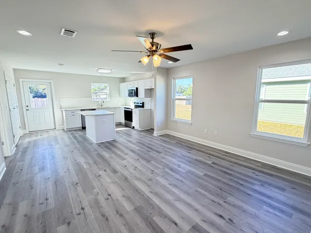 $219,900 | 5356 Highview Drive, Crestview, FL 32539