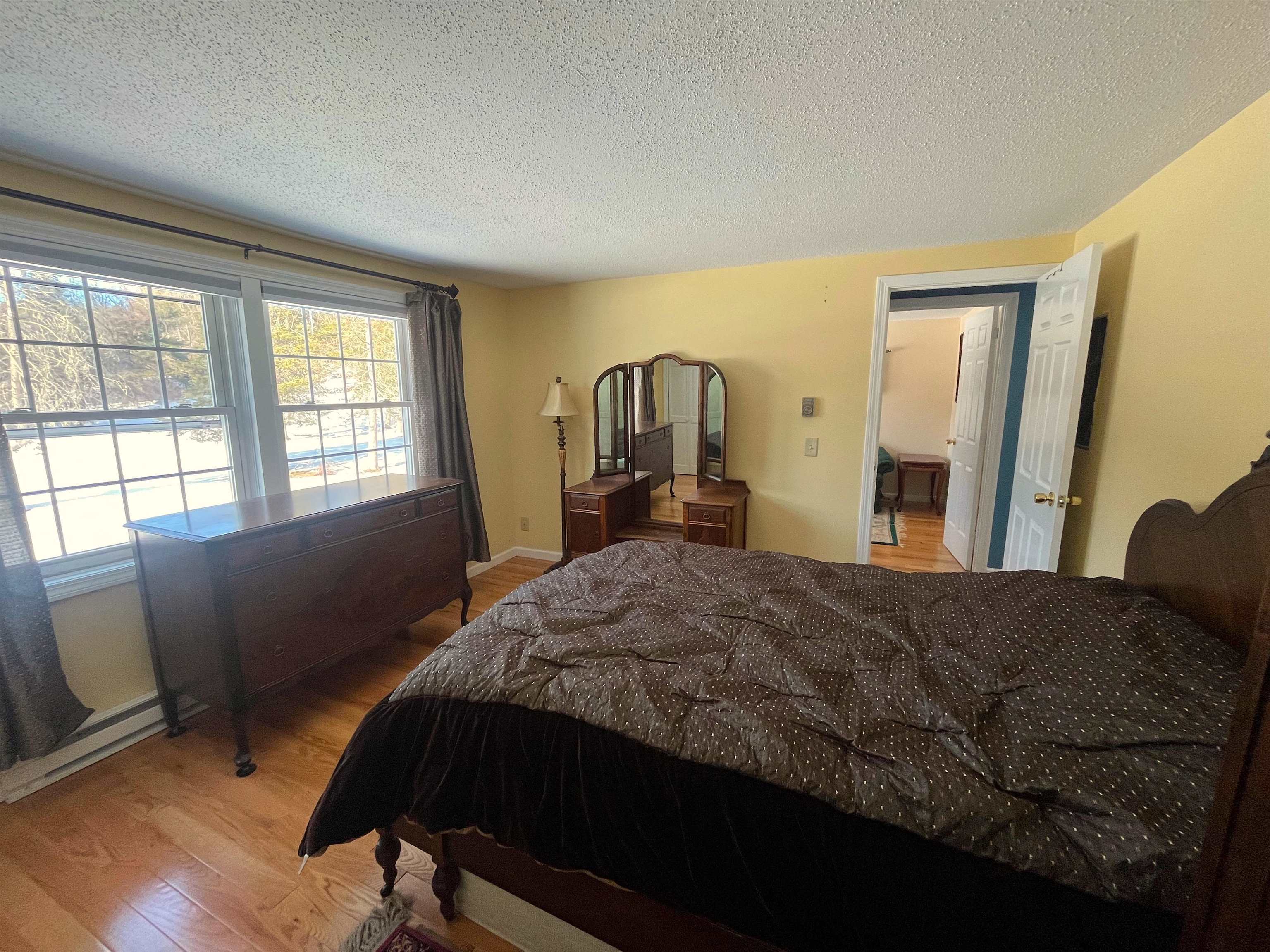 18 Candlelight Terrace Hartford, VT 05001 - Photo 6 of 11