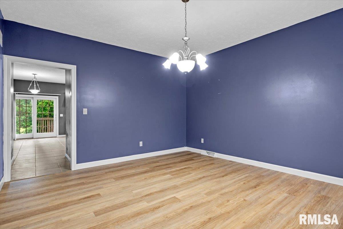 3524 Benbrook Drive Springfield, IL 62711 - Photo 5 of 34