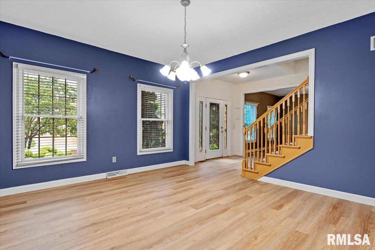 3524 Benbrook Drive Springfield, IL 62711 - Photo 7 of 34
