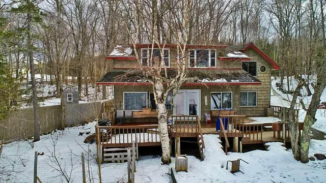 $274,500 | 92 Spaulding Lake Road, Oakfield, ME 04763