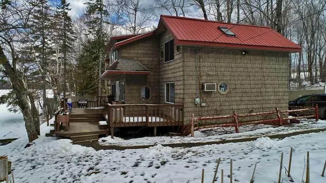 $274,500 | 92 Spaulding Lake Road, Oakfield, ME 04763