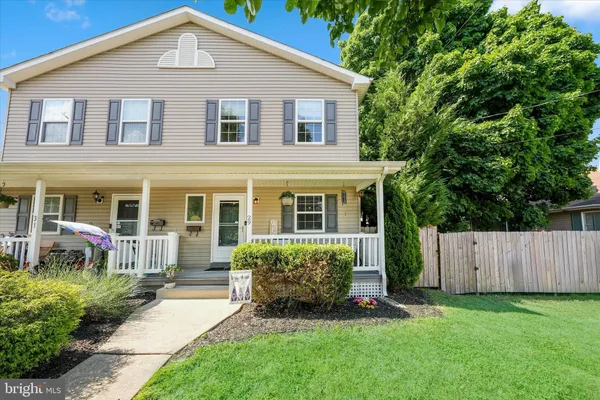 $330,000 | 29 West Lake Street, Middletown, DE 19709