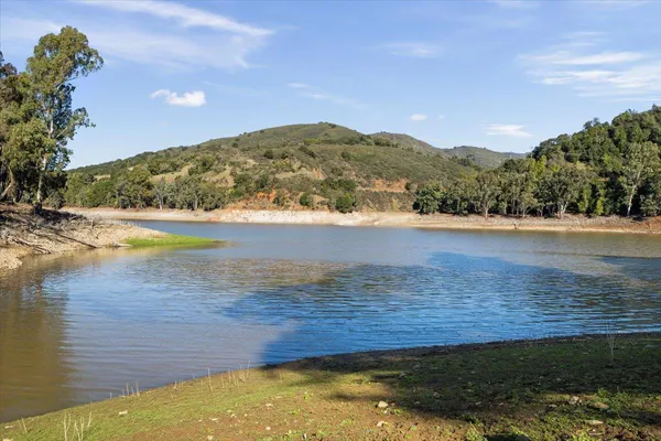 $2,495,000 | 2 Old Santa Cruz Highway, Los Gatos, CA 95033