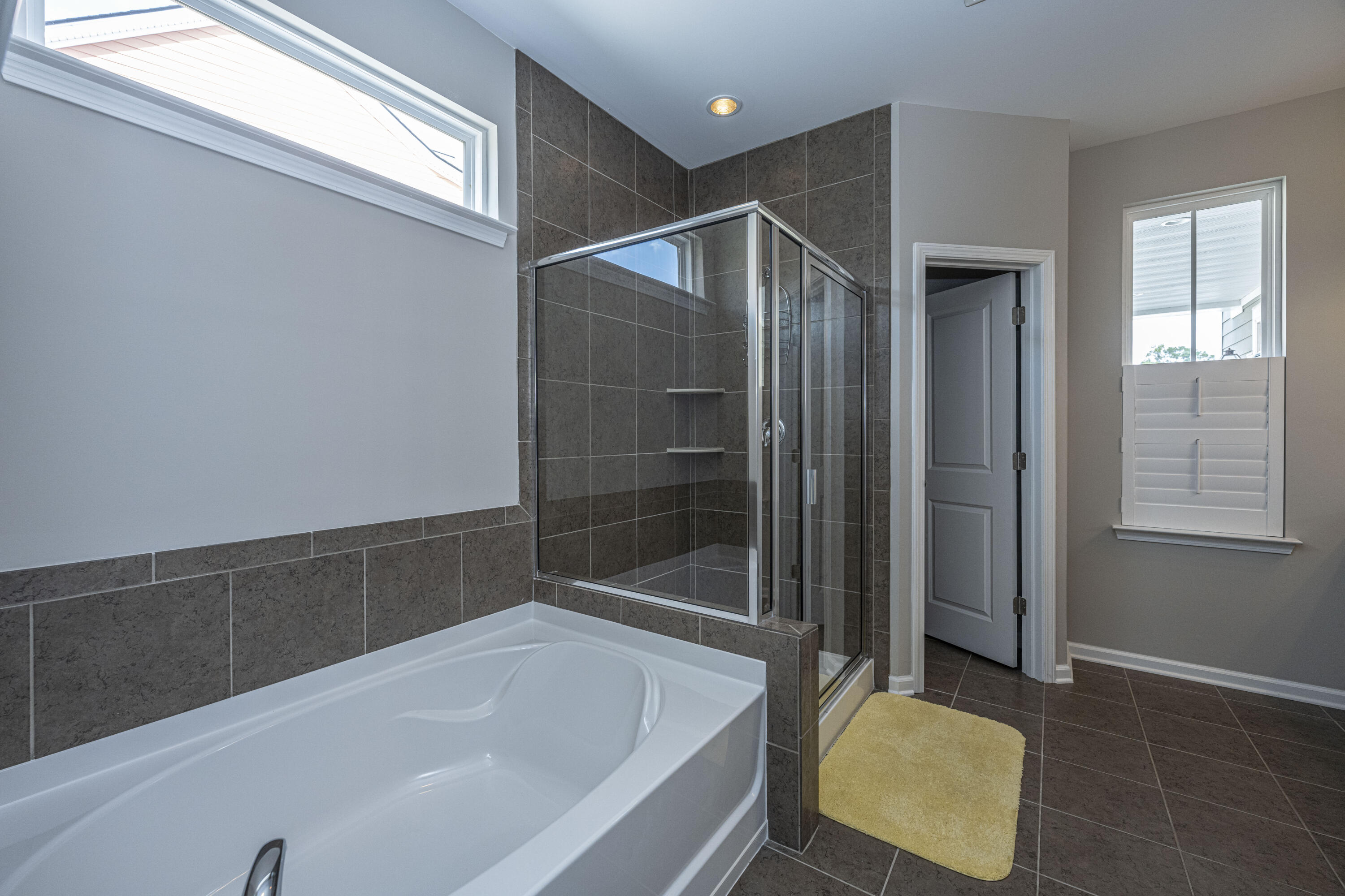 2889 Rutherford Way Charleston, SC 29414 - Photo 16 of 32 Master Bath 1