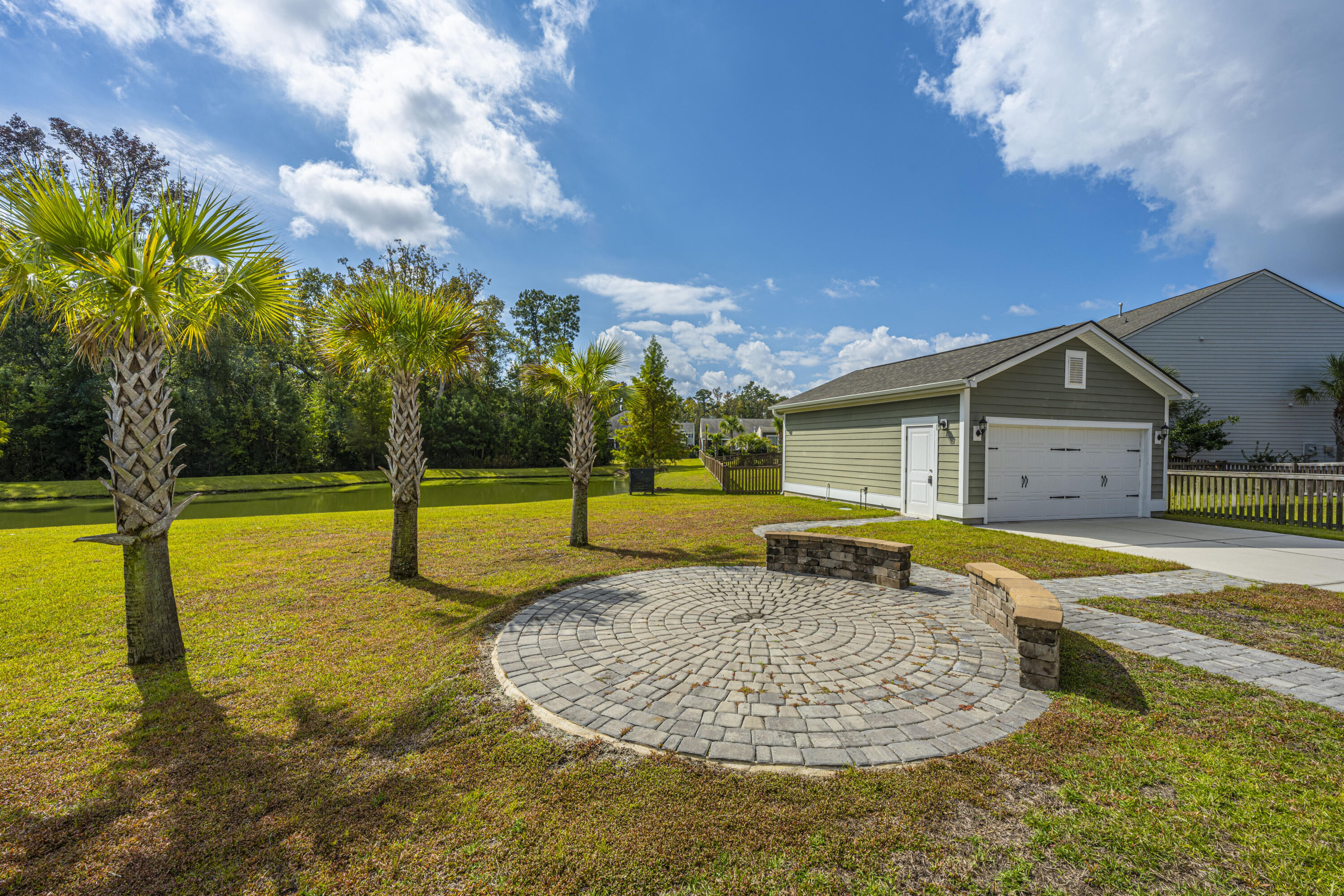 2889 Rutherford Way Charleston, SC 29414 - Photo 31 of 32 Back Paver Patio