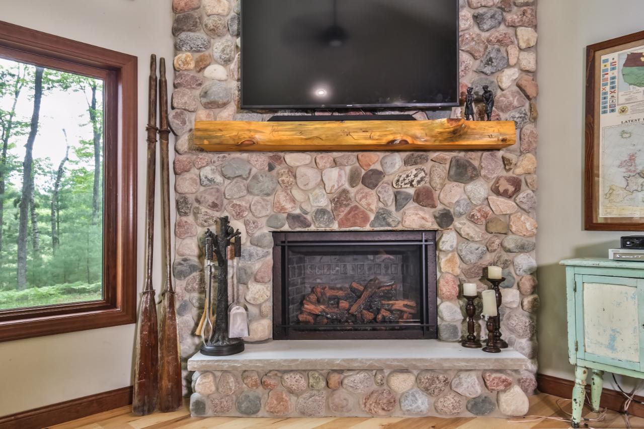 9240 Thoroughfare Road Minocqua, WI 54548 - Photo 18 of 31 Gallery Image 18