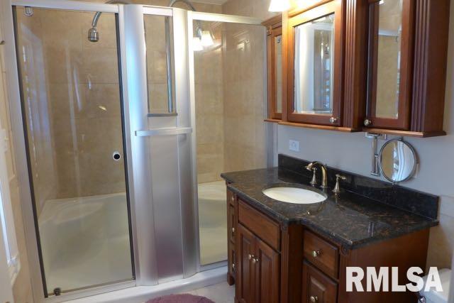 405 West Wolf Road Peoria, IL 61614 - Photo 16 of 36 Gallery Image 16