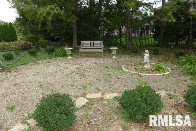 405 West Wolf Road Peoria, IL 61614 - Photo 35 of 36 Gallery Image 35