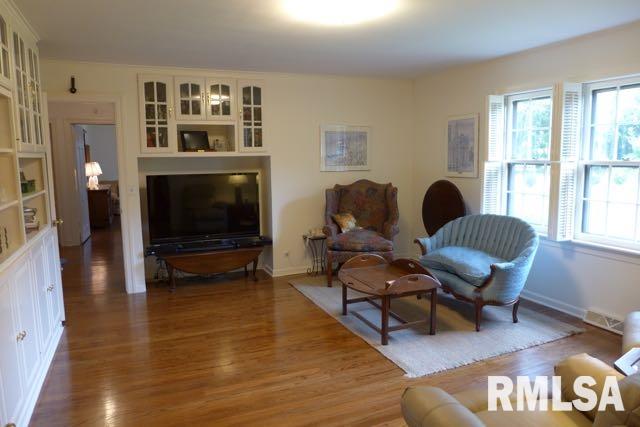 405 West Wolf Road Peoria, IL 61614 - Photo 8 of 36 Gallery Image 8
