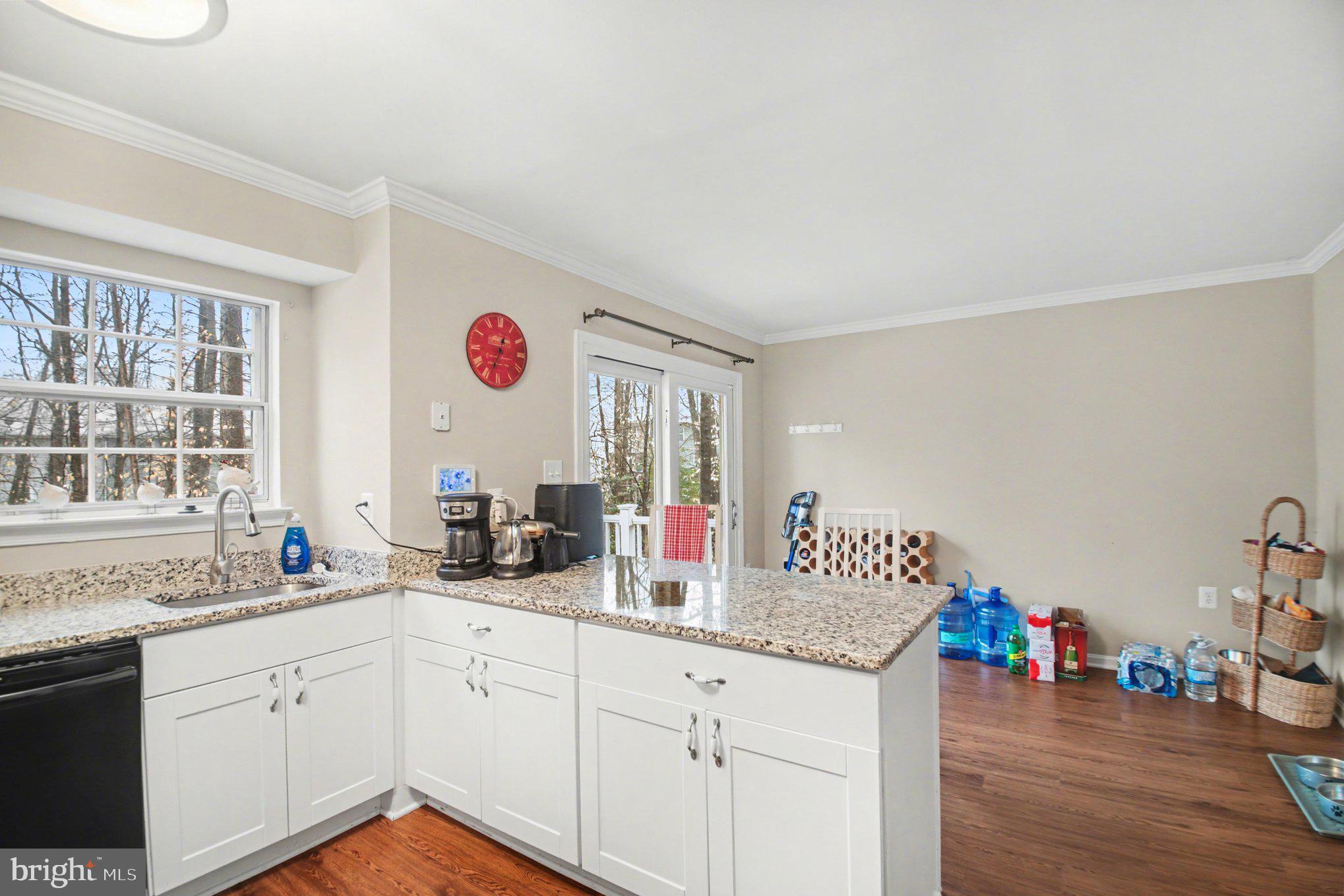 15318 Inlet Place Dumfries, VA 22025 - Photo 11 of 37