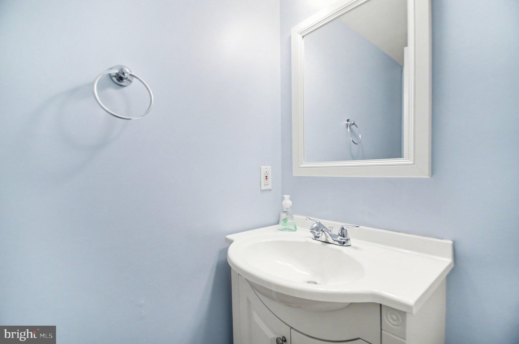 15318 Inlet Place Dumfries, VA 22025 - Photo 15 of 37