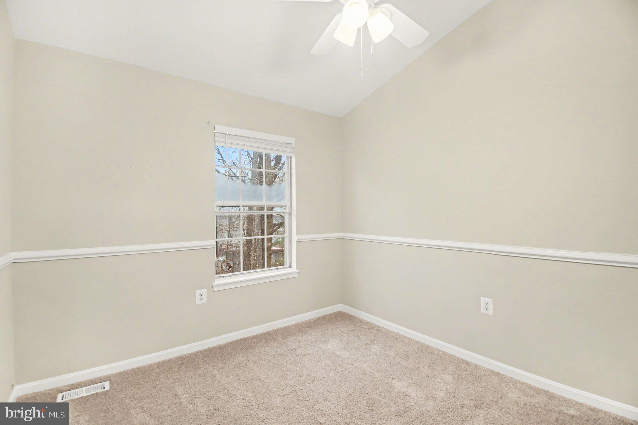 15318 Inlet Place Dumfries, VA 22025 - Photo 24 of 37