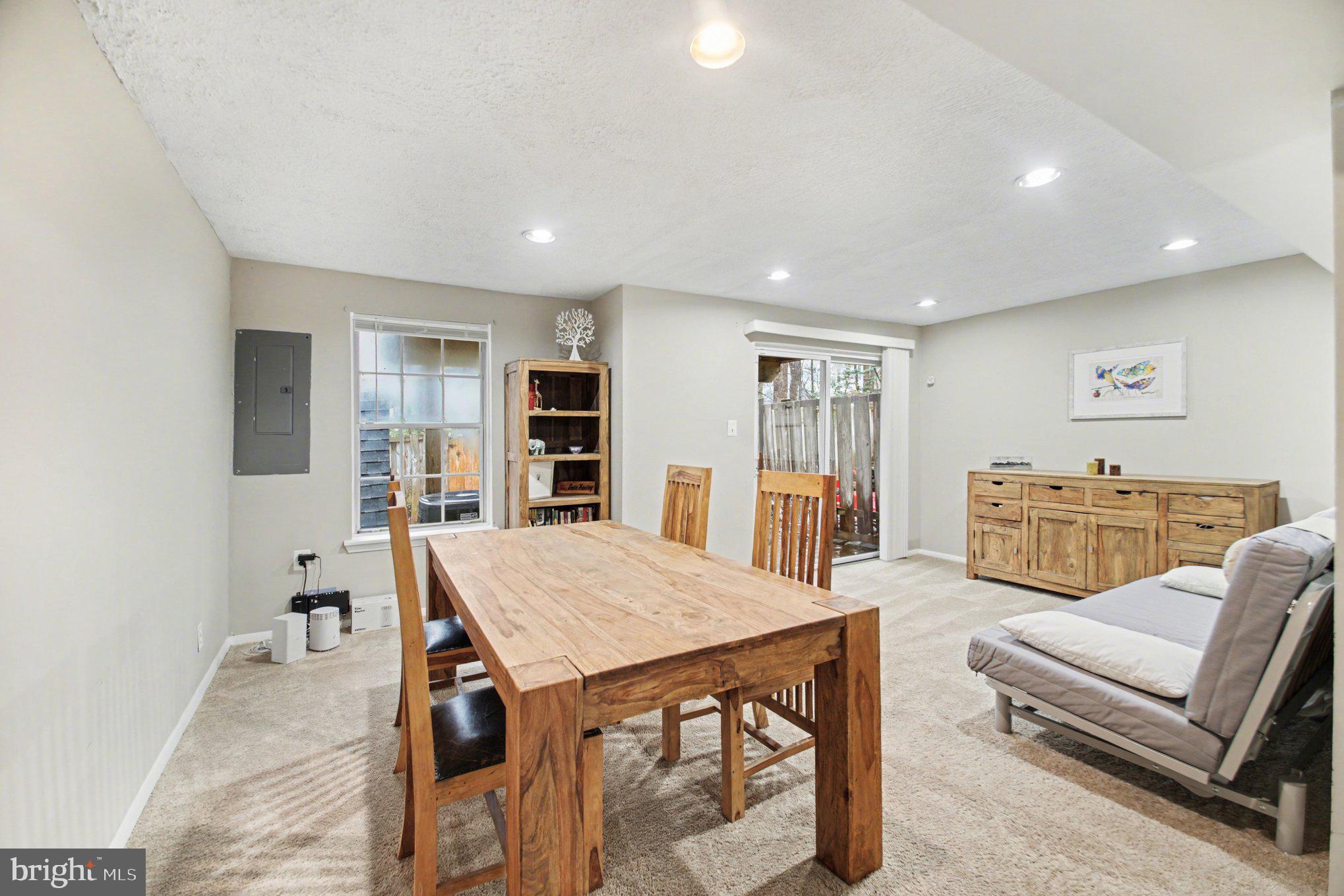 15318 Inlet Place Dumfries, VA 22025 - Photo 27 of 37