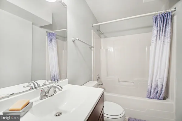 $475,000 | 15318 Inlet Place, Dumfries, VA 22025