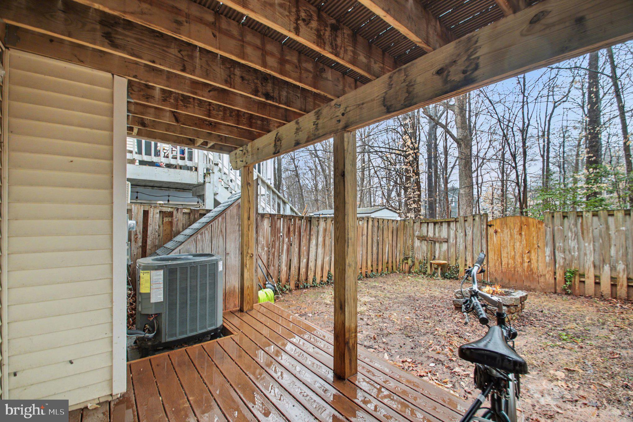 15318 Inlet Place Dumfries, VA 22025 - Photo 34 of 37