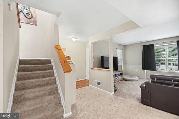 $475,000 | 15318 Inlet Place, Dumfries, VA 22025