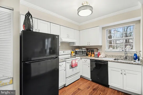 $475,000 | 15318 Inlet Place, Dumfries, VA 22025