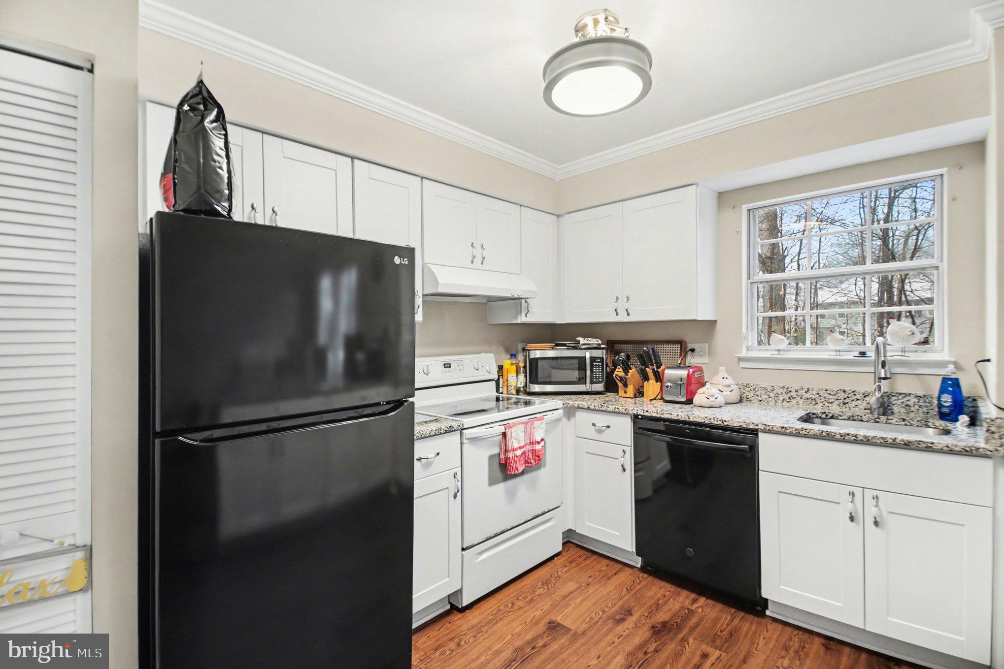 15318 Inlet Place Dumfries, VA 22025 - Photo 9 of 37