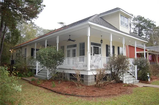 $310,000 | 1108 West 16th Avenue, Covington, LA 70433