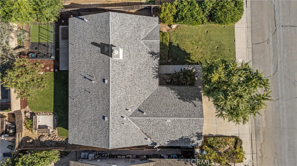 3585 Cabrillo Court Merced, CA 95348 - Photo 38 of 42 an aerial view of a house with a yard