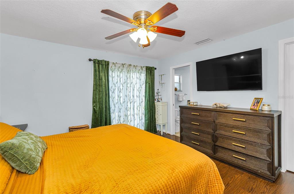 1760 East Orangeside Road Palm Harbor, FL 34683 - Photo 18 of 36 Gallery Image 18