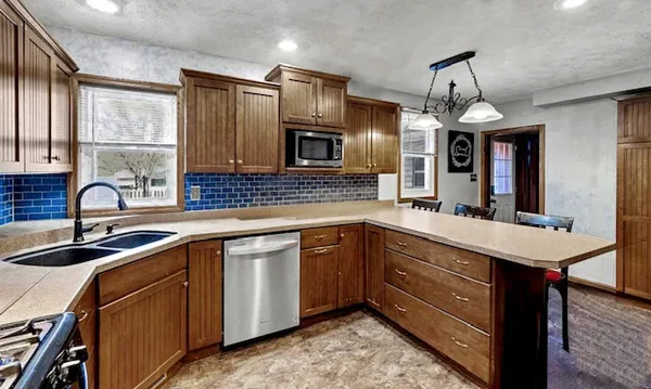 $295,500 | 119 Broadway Street, Fisher, IL 61843