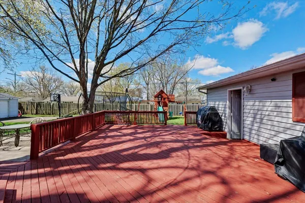 $295,500 | 119 Broadway Street, Fisher, IL 61843