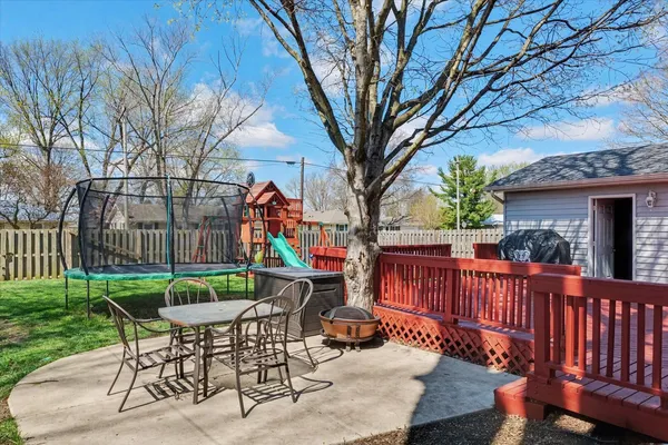 $295,500 | 119 Broadway Street, Fisher, IL 61843