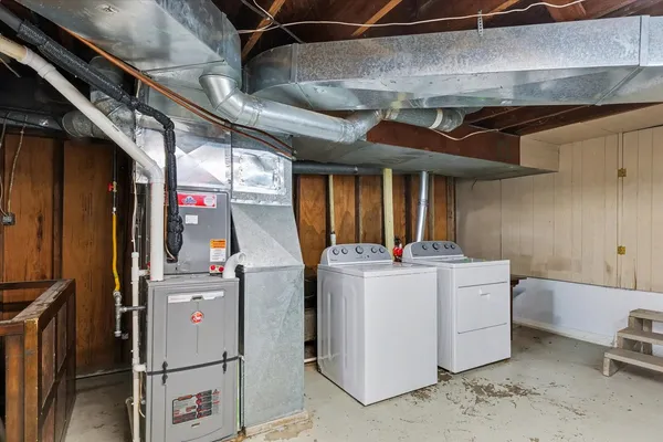 $295,500 | 119 Broadway Street, Fisher, IL 61843