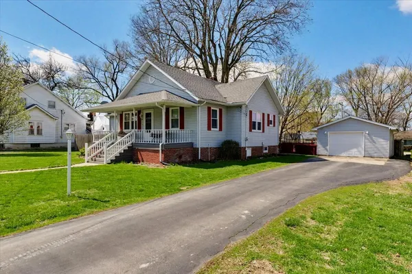 $295,500 | 119 Broadway Street, Fisher, IL 61843