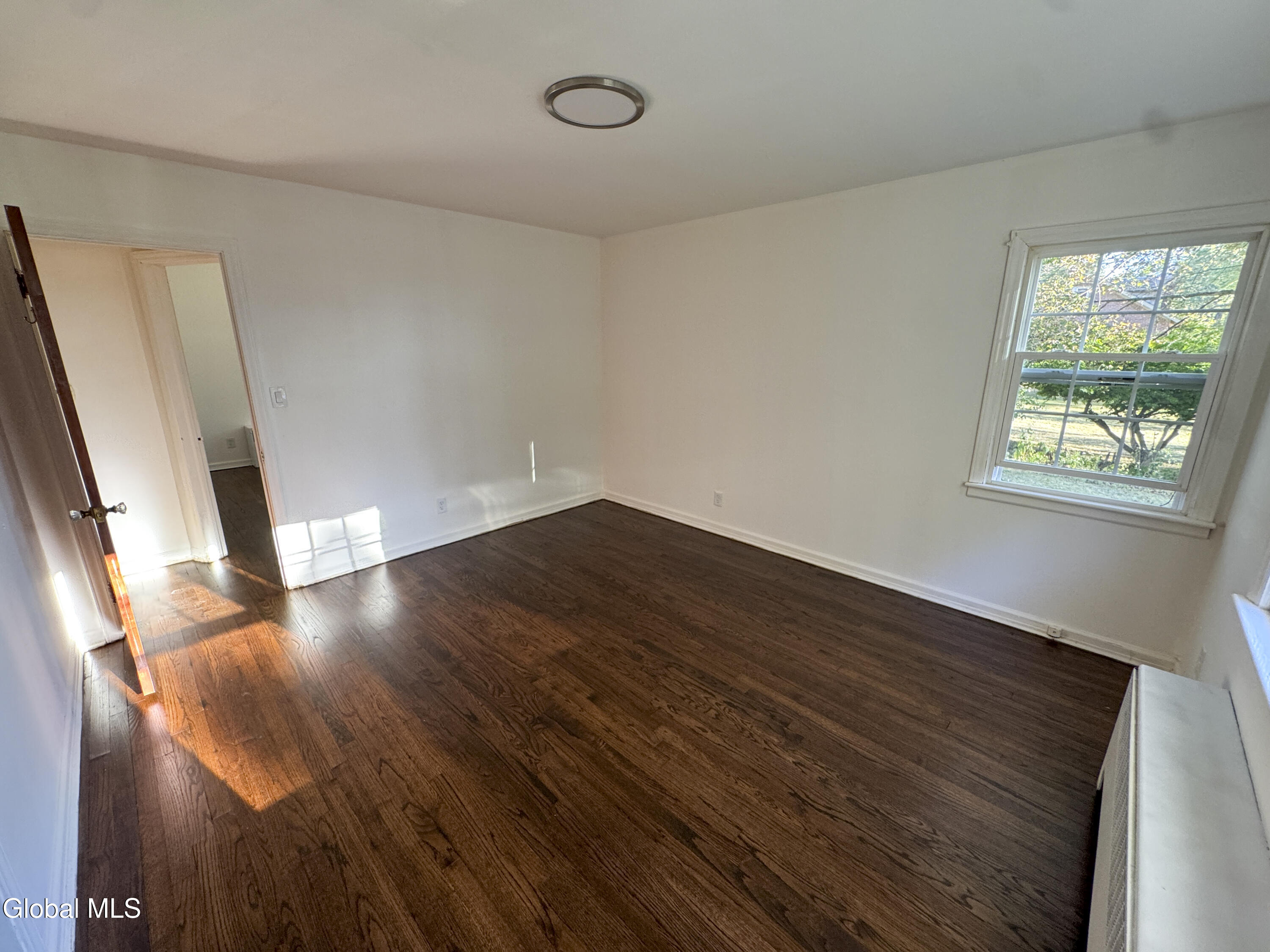 8 Frear Park View Brunswick, NY 12180 - Photo 14 of 19 16 - Master 2 (1)