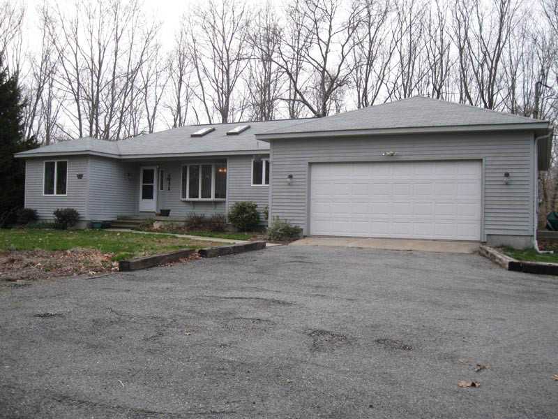 274 Knotty Oak Road Coventry, RI 02816 - Photo 2 of 10 Exterior Front.