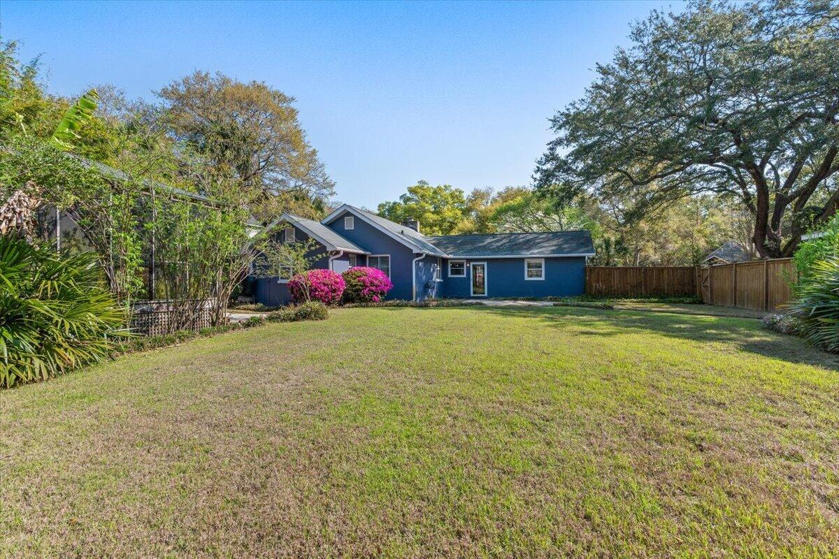 1409 Barbara Street Mount Pleasant, SC 29464 - Photo 3 of 29 20-DSC_0434