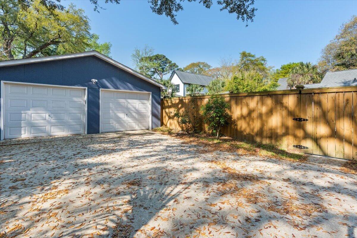 1409 Barbara Street Mount Pleasant, SC 29464 - Photo 6 of 29 22-DSC_0444